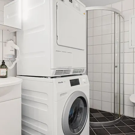 Dinbnb I Historical Building I 50m To Museum Apartment *